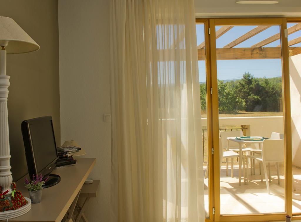 Residence Goelia Le Domaine Du Moulin Blanc Горд Номер фото